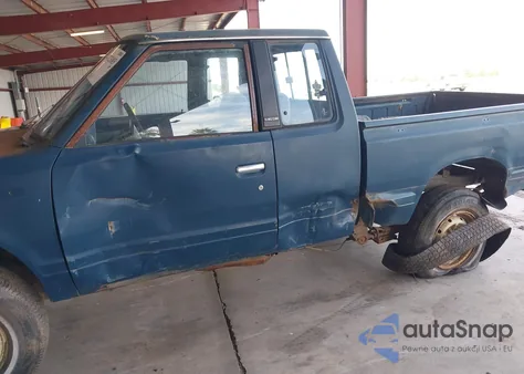 1984 Datsun 720 King Cab 4X4 z USA, uszkodzony, nr VIN JN6ND06Y6EW008094